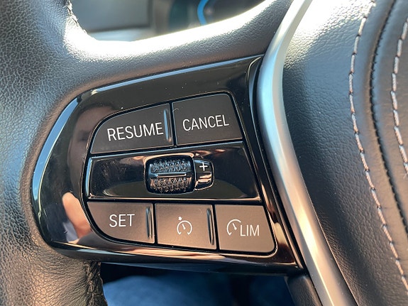 BMW 530e 20 of 30