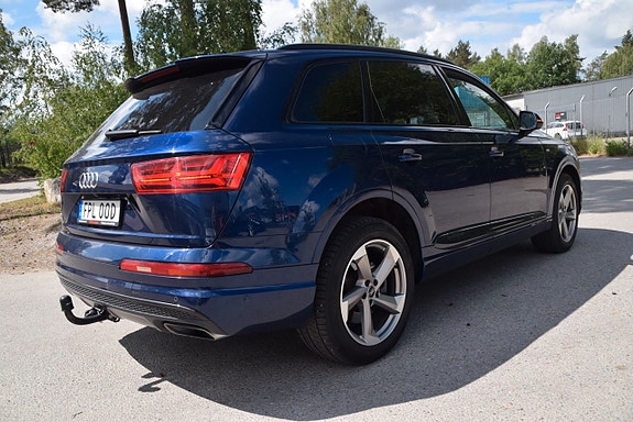 Audi Q7 5 of 5