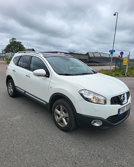 Nissan Qashqai+2
