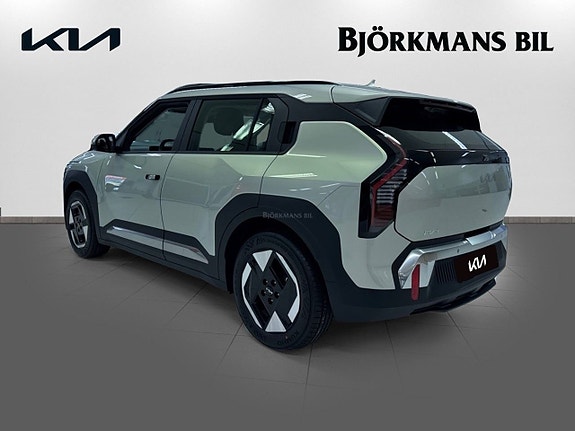 Kia EV3 6 of 23