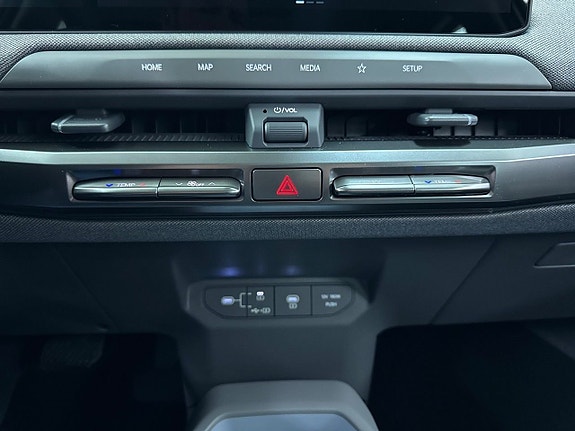 Kia EV3 13 of 23