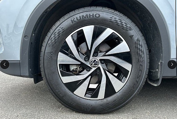 Volkswagen Tiguan 5 of 9