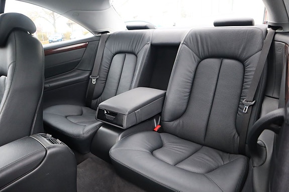 Mercedes-Benz CL500 4 of 5