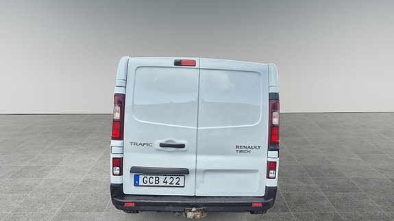 Renault Trafic 4 of 5