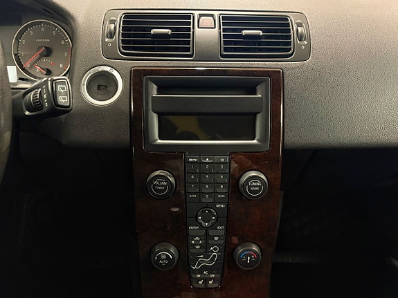 Volvo V50 15 of 17