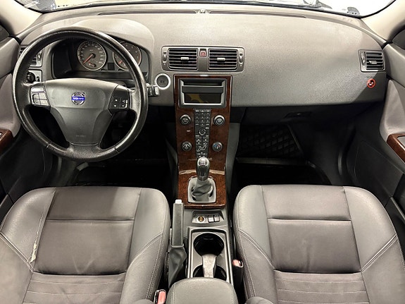 Volvo V50 12 of 17