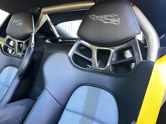 Porsche 718 Cayman GT4 RS 10 of 13