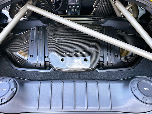 Porsche 718 Cayman GT4 RS 12 of 13