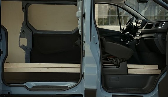 Renault Trafic 6 of 6
