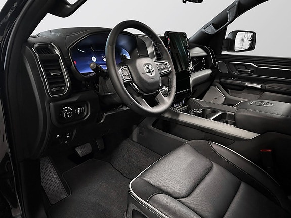 Dodge RAM 1500 7 of 18