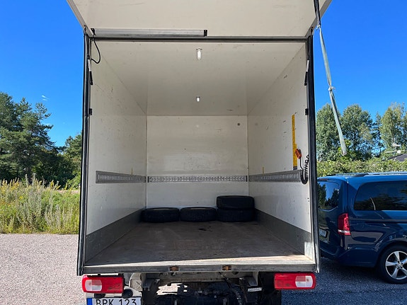 Volkswagen Crafter 7 of 7