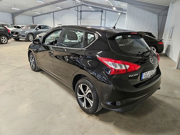 Nissan Pulsar 4 of 5