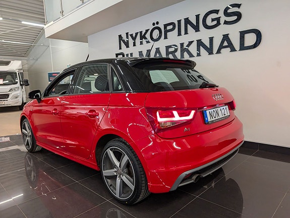 Audi A1 4 of 5