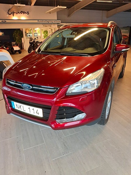 Ford Kuga 2 of 5