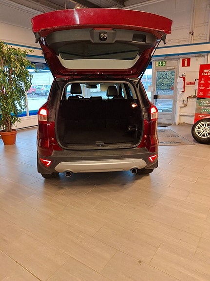 Ford Kuga 5 of 5