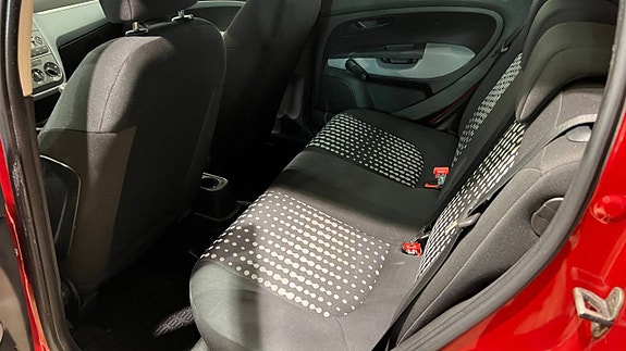 Fiat Grande Punto 5 of 12