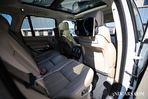 Land Rover Range Rover 18 of 22