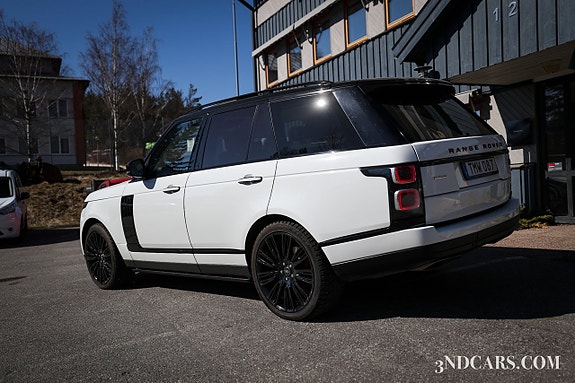 Land Rover Range Rover 7 of 22