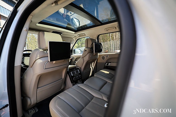 Land Rover Range Rover 16 of 22