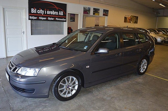 Saab 9-3 2 of 5