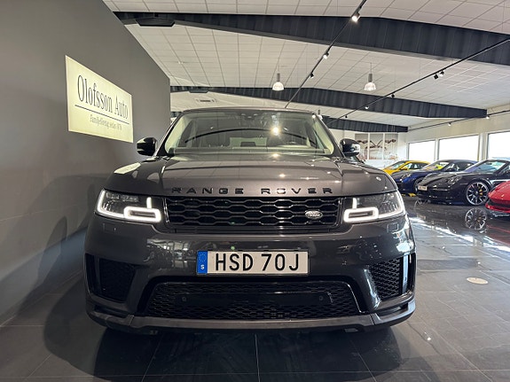 Land Rover Range Rover Sport 13 of 16