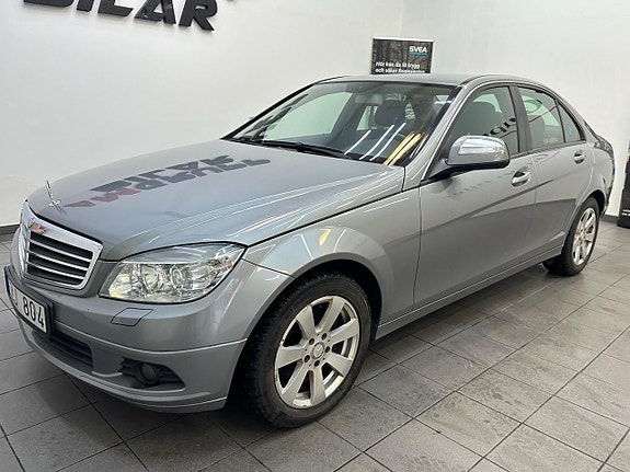 Mercedes-Benz C180 9 of 19
