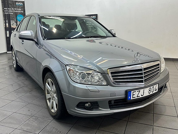 Mercedes-Benz C180 11 of 19