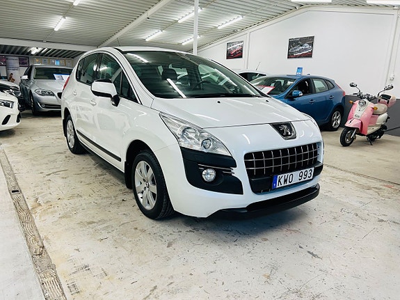 Peugeot 3008 3 of 5