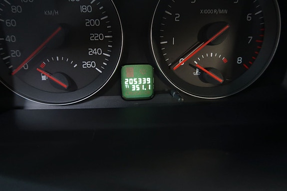 Volvo V50 15 of 16