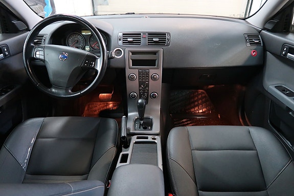 Volvo V50 11 of 16