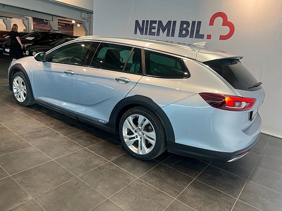Opel Insignia Country Tourer 6 of 17