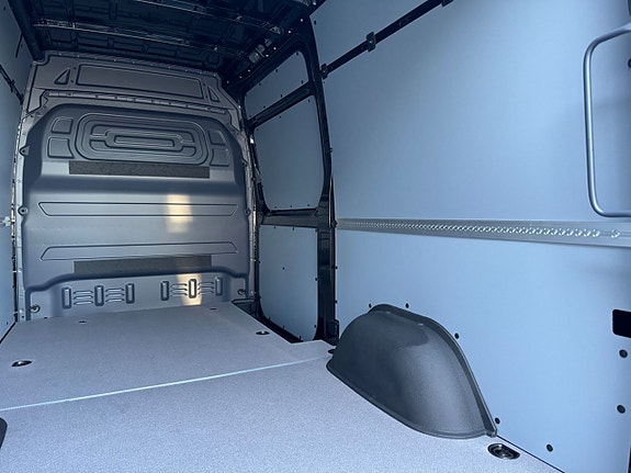 Mercedes-Benz eSprinter 320 17 of 23