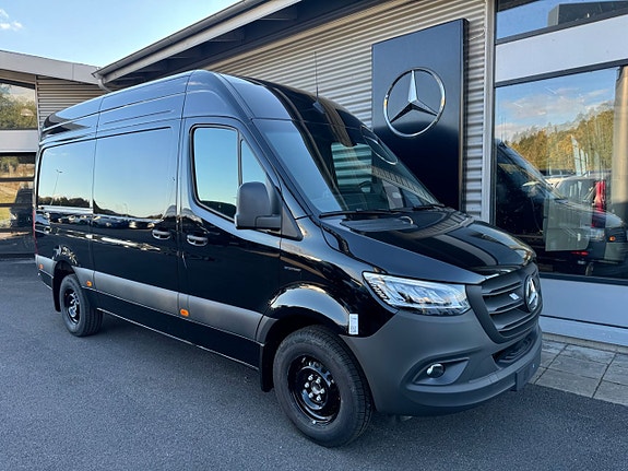 Mercedes-Benz eSprinter 320 11 of 23