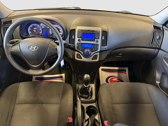 Hyundai i30 11 of 18