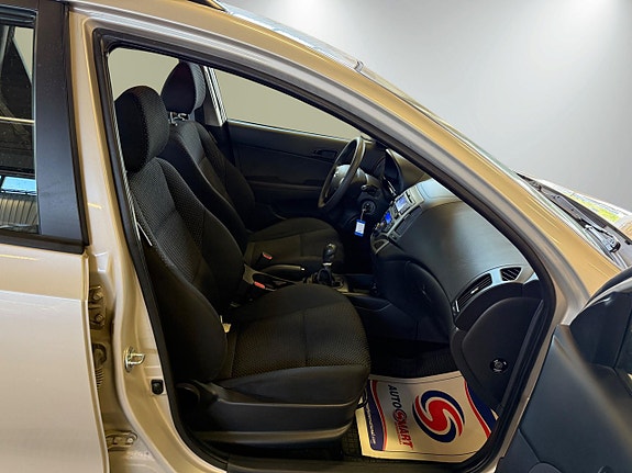 Hyundai i30 16 of 18