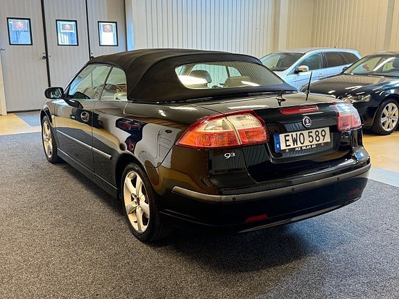 Saab 9-3 4 of 5