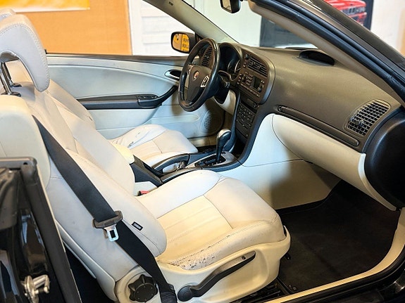 Saab 9-3 14 of 16
