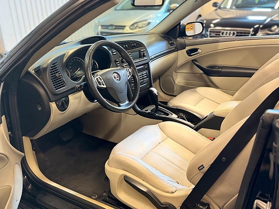 Saab 9-3 13 of 16
