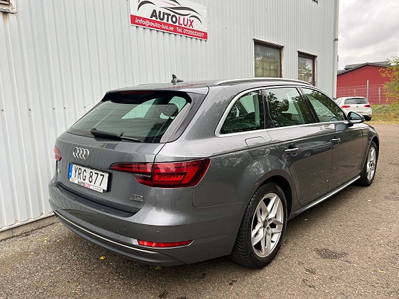 Audi A4 6 of 17