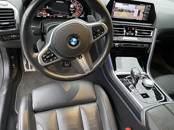 BMW M850i 5 of 5