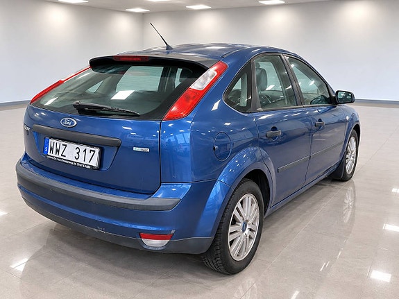Ford Focus 4 of 6