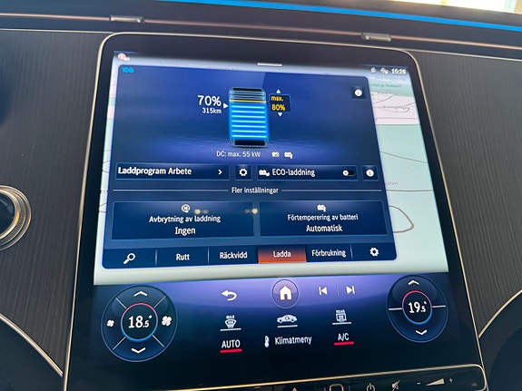 Mercedes-Benz EQE500 14 of 18