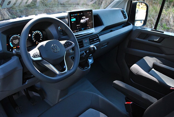 Volkswagen Crafter 11 of 13