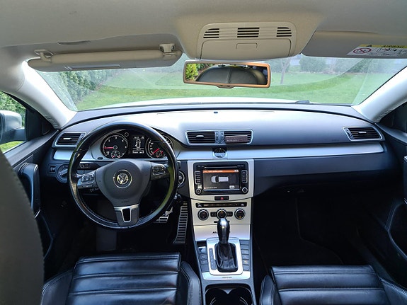 Volkswagen Passat 3 of 5