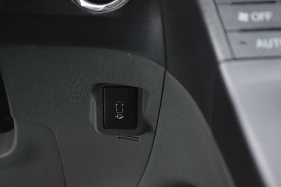 Toyota Prius 21 of 27