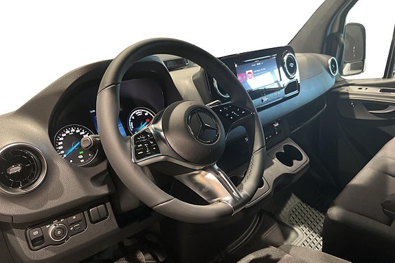 Mercedes-Benz Sprinter 208 6 of 11