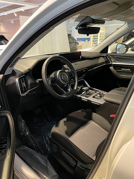 Mazda CX-60 2 of 5