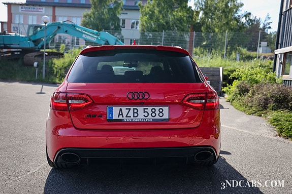 Audi RS4 6 of 29