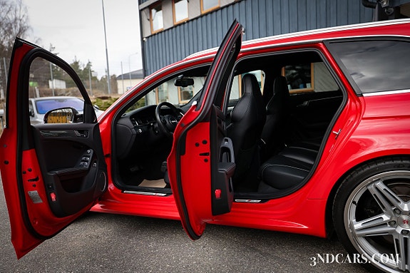 Audi RS4 16 of 29