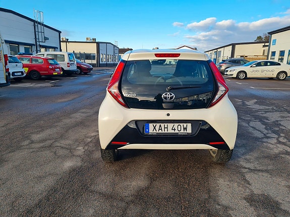 Toyota Aygo 5 of 11